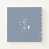 Simple Dusty Blue Minimal Floral Mariage Livre d'o (Dos)