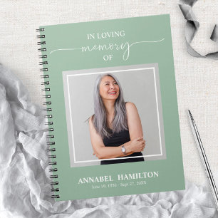 Simple Elegant Memorial Funeral Photo Livre d'invi