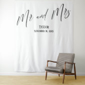 Simple Elegant Mr en Mrs. Photo Backdrop Wandkleed (In situ)