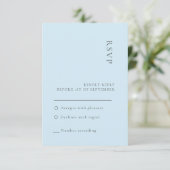 Simple élégante Soft Blue Wedding carte RSVP (Debout devant)