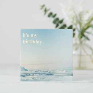 Simple et élégante invitation d'anniversaire