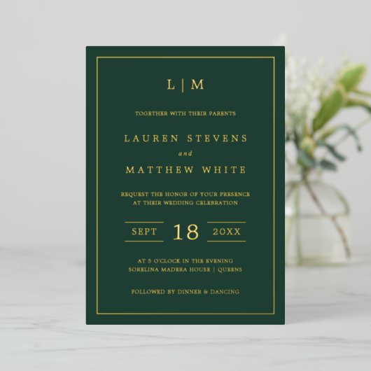 Simple Forest Green Monogram Elegant Wedding Folie Uitnodiging (Staand Voorkant)