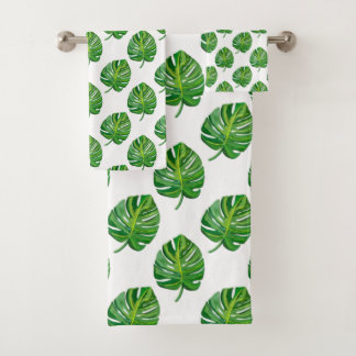 Simple Green Monstera Leaf Pattern on White