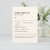 Simple Ivory Meal Choice Wedding RSVP Card (Debout devant)