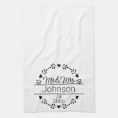 Simple M. Mme Couple Nom Monogram Serviette de cui (Vertical)