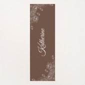 Simple Modern Floral Script Name Brown Lotus Yogamat (Voorkant)