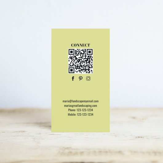 Simple Monogram QR Code Orange | Connect with Me Visitekaartje