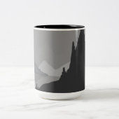 Simple mug with gray mountain landscape (Centre)