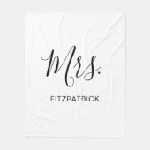 Simple White Mrs Last Name Wedding Bride Pas getro Fleece Deken (Voorkant)