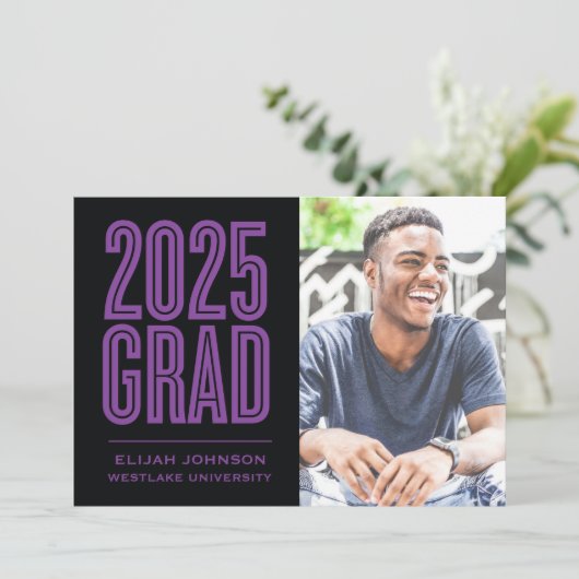 SIMPLEMENT BOLD 2025 GRAD PHOTO GRAD INVITATION (Debout devant)