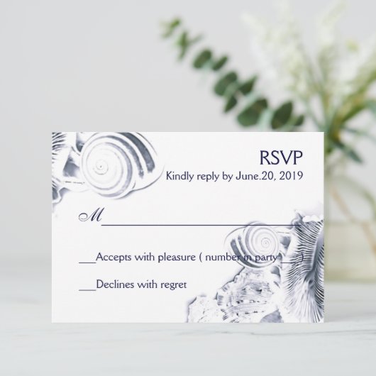 Simples coquillages bleu marine RSVP (Debout devant)