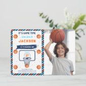 Sinaasappel Basketbal Verjaardagsfoto Uitnodiging (Staand voorkant)