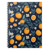 Sinaasappel en Bloemen Delight Pattern Notitieboek (Voorkant)