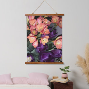 Sinaasappel en paarse bloemen hangend wandkleed