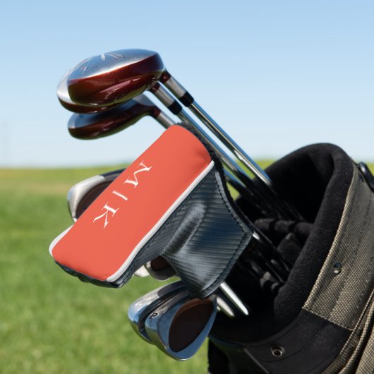 Sinaasappel en wit | Modern monogram Golfheadcover (Insitu)