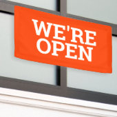 Sinaasappel Wij zijn open sjabloon zakelijk banner (Buitenkant Gebouw)