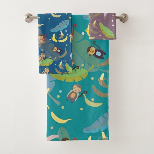 Singe mignon et bananes dans le Motif d'arbre (En situation)