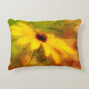 Single Black Eyed Susan Daisy Abstract Grunge Accent Kussen