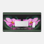 Single Pink Cosmos Wildflower Aangepast Bureaumat (Keyboard & Muis)