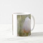 Single White Tulip Blossom met druppeltjes Foto Koffiemok (Voorkant rechts)