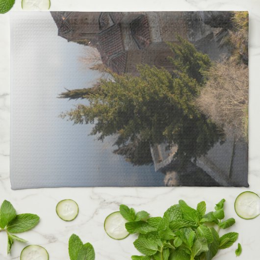 Sint-Jovan-kerk op het meer van Ohrid, Macedonië Theedoek (Gevouwen)