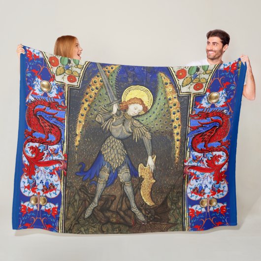 Sint Michael the Archangel met Devil, Rode Dragons Fleece Deken (In situ)