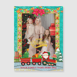 Sinterklaas in de trein met geschenken en kerstboo