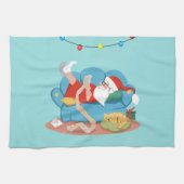 Sinterklaas op de bank in pyjama theedoek (Horizontaal)