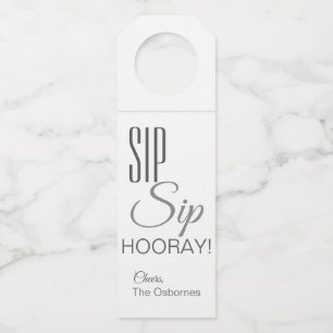 Sip Sip Hourra ! Étiquette de bouteille suspendue
