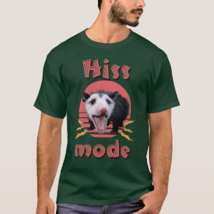 Sissende stand grappige opossum chaotisch dier t-shirt