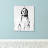Sitting Bull Canvas Afdruk (Insitu (Houten vloer))