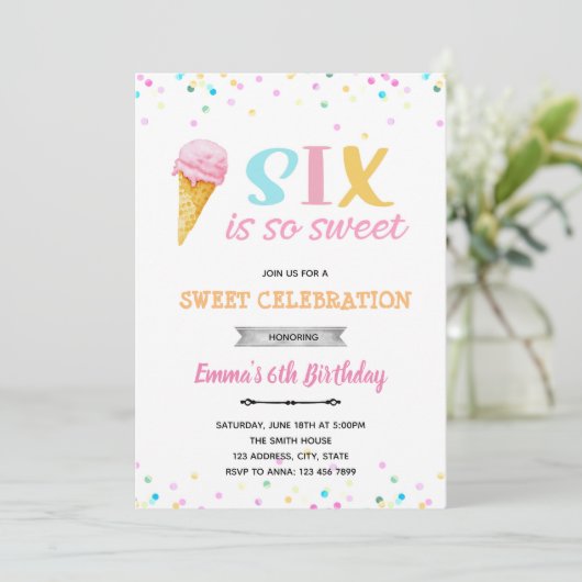 Six est une invitation de glace si douce (Debout devant)