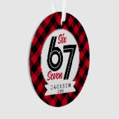 Six Seven Meme Red and Black Plaid Christmas Ornament (voorkant)