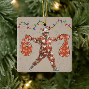 Six Seven Oma in Pyjama Kerst Keramisch Ornament