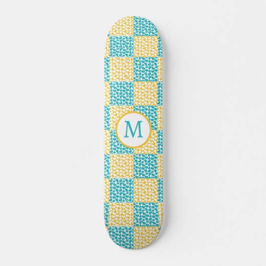 Skateboard à damiers Amour en Turquoise, Jaune et Blanc (Devant)