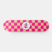Skateboard à damiers pêche rose chaud rétro (Horz)
