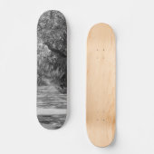 Skateboard Allée de chênes en nuances de gris (Recto)