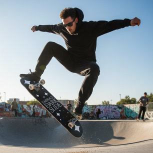 Skateboard Amusant Embrassez les sombres Étoiles blanches