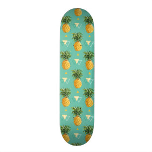 Skateboard Ananas lumineux sur le motif géométrique