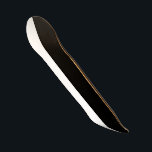 SKATEBOARD ANCIEN PONT NOIR ET BLANC DE L'ÉCOLE<br><div class="desc">Traverser la demi-pipe comme c'est OU... Customisez-le avec votre propre flair personnel!</div>