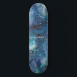 Skateboard Aquarelle bleue Galaxy Space Stars Nom<br><div class="desc">Aquarelle bleue Galaxy Stars La planche à roulettes Space est sortie de ce monde avec un effet d'aquarelle tourbée bleu,  violet,  turquoise et noir,  en plus de votre nom.</div>