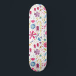 Skateboard Aquarelle Botanique Fleur sauvage Peinture de haie<br><div class="desc">Une aquarelle assez moderne peinte de fleurs et de feuilles aux riches couleurs automnales parsemée sur un arrière - plan blanc.</div>