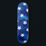 Skateboard Aquarelle Étoiles Motif Moderne<br><div class="desc">Célébrez 4 juillet fête de l'Indépendance dans ces étoiles les plus cool teinture motif design. Idéal pour les fêtes de jardins et les feux d'artifice. Ou les mettre en mouvement à tout moment de l'année</div>