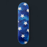 Skateboard Aquarelle Étoiles Motif Moderne<br><div class="desc">Célébrez 4 juillet fête de l'Indépendance dans ces étoiles les plus cool teinture motif design. Idéal pour les fêtes de jardins et les feux d'artifice. Ou les mettre en mouvement à tout moment de l'année</div>