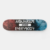 Skateboard Aquarius Zodiac moderne (Horz)