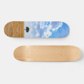 Skateboard Arbre dans un champ de blé récolté (Horz)