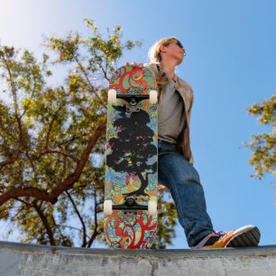 Skateboard Arbre tourbillonnant avec oiseaux