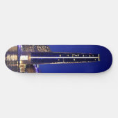 Skateboard Architecture de marina de Dubaï la nuit (Horz)