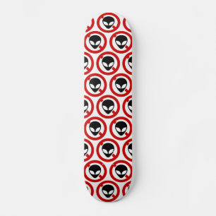 SKATEBOARD AUCUN ALIEN