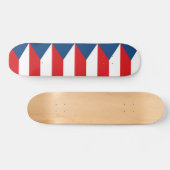 Skateboard avec drapeau de Czechia (Horz)